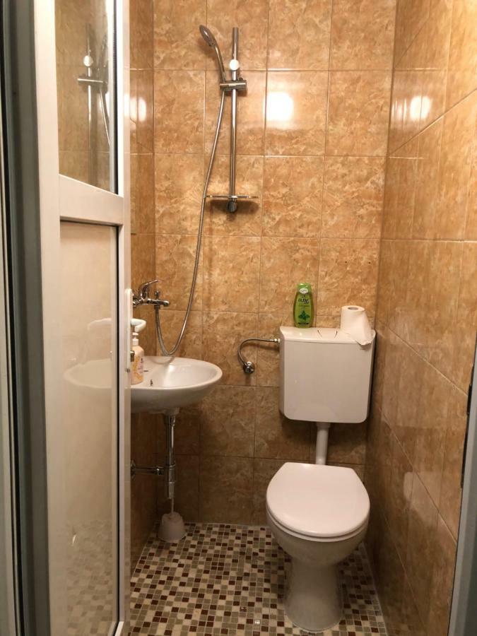 451 Rooms Грац Екстериор снимка